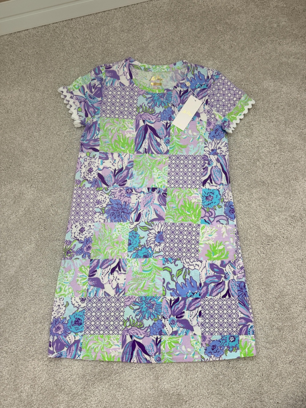 NWT Lilly Pulitzer Girls Mini Cody Dress in Juicy Story Patch, size XL